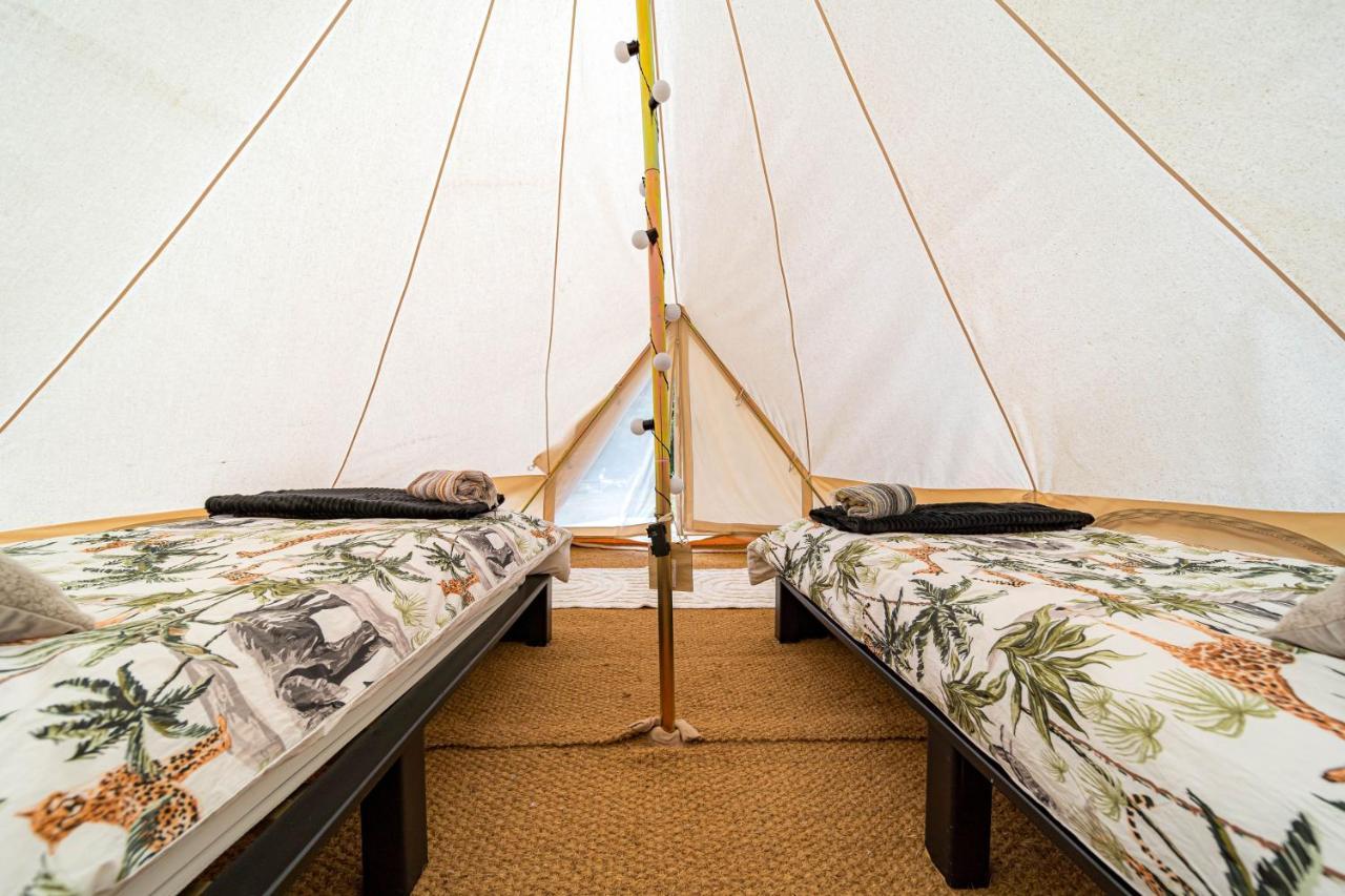 Ferry House Holidays Ню Рос Екстериор снимка