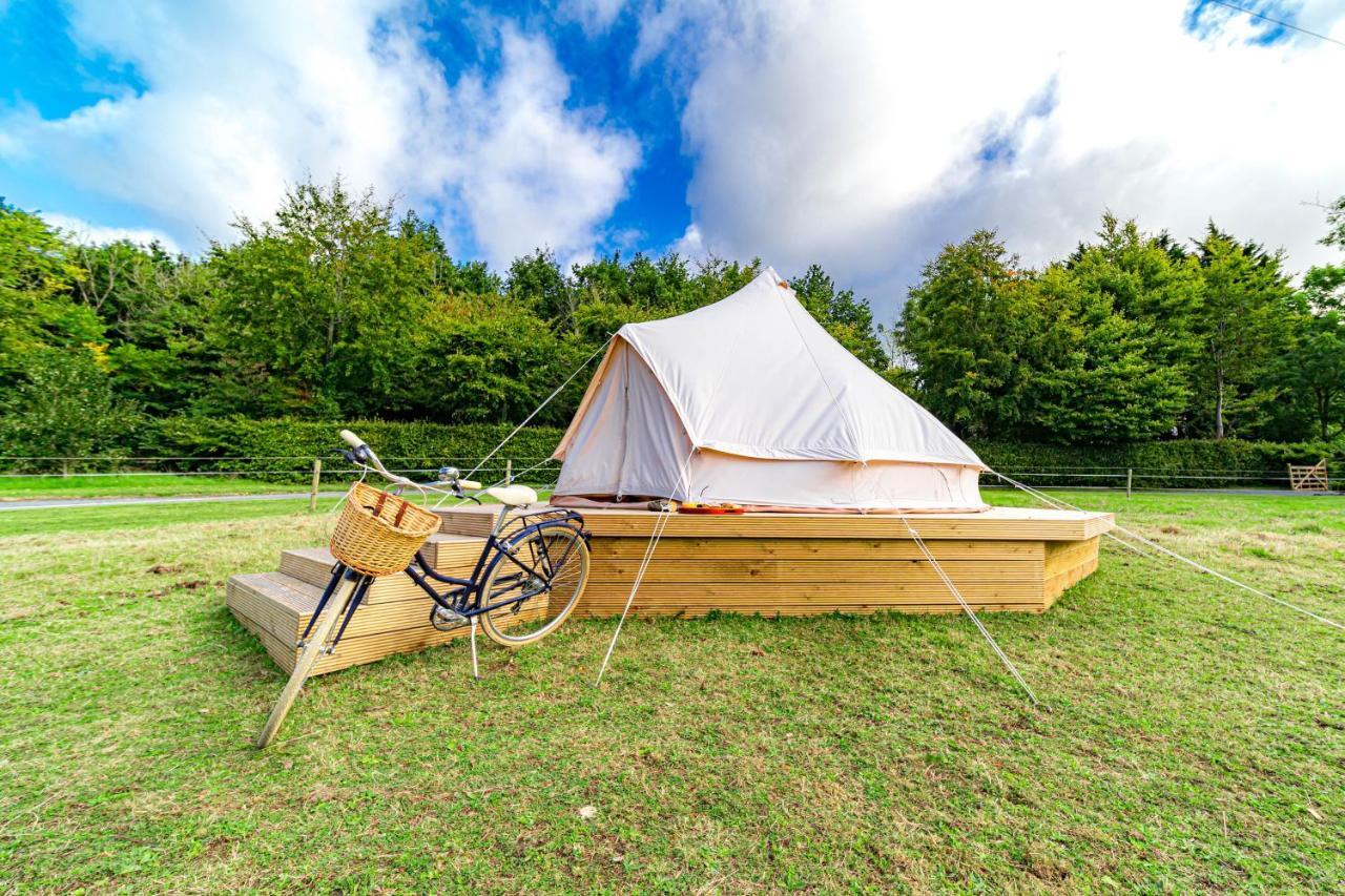 Ferry House Holidays Ню Рос Екстериор снимка
